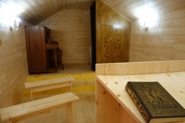 little-big-escape-chapelle-3C408C787-3152-30CA-CD57-B3E09E4223ED.jpg